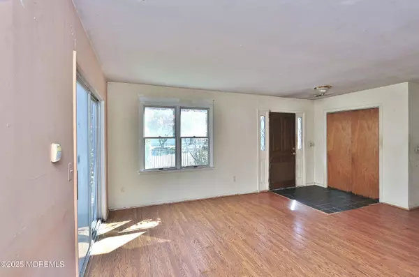 Neptune Township, NJ 07753,309 Deal Avenue