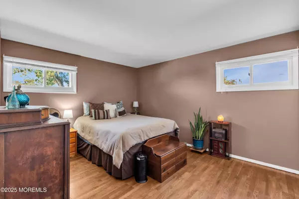 Parlin, NJ 08859,19 Cypress Drive