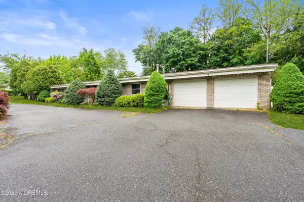 Ocean Twp, NJ 07712,606 Deal Road