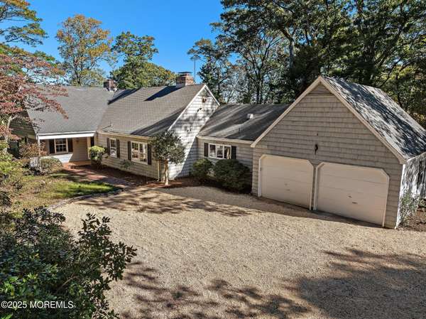 7 Valley Drive, Atlantic Highlands, NJ 07716