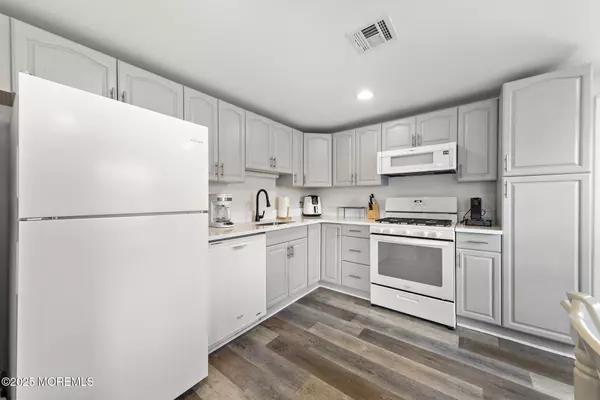 Long Beach Twp, NJ 08008,13 W Joan Road #2