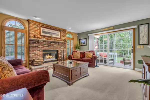 Lanoka Harbor, NJ 08734,687 Colgate Avenue