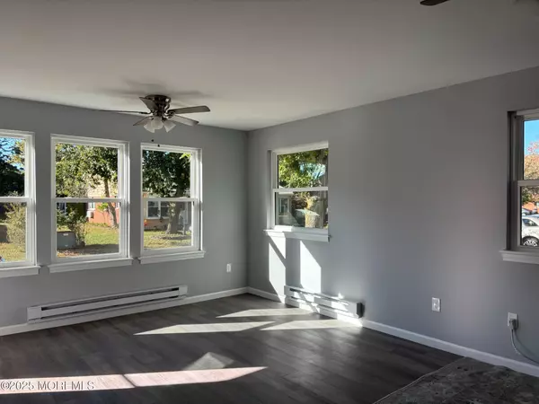 Whiting, NJ 08759,137 Hudson Parkway #A