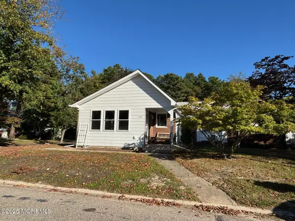 Whiting, NJ 08759,137 Hudson Parkway #A