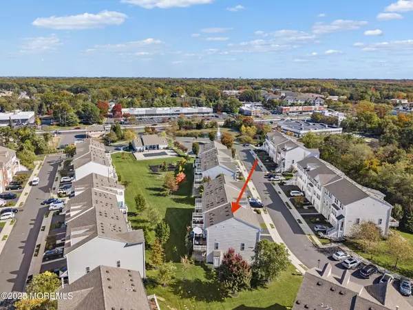 Eatontown, NJ 07724,119 Beacon Lane #404