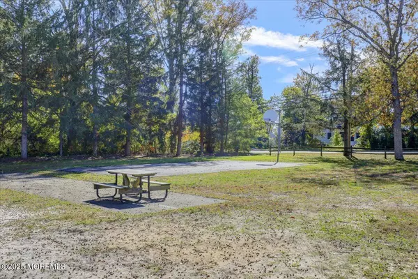 Jackson, NJ 08527,416 4th Street