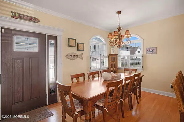 Lavallette, NJ 08735,55 Barnegat Way