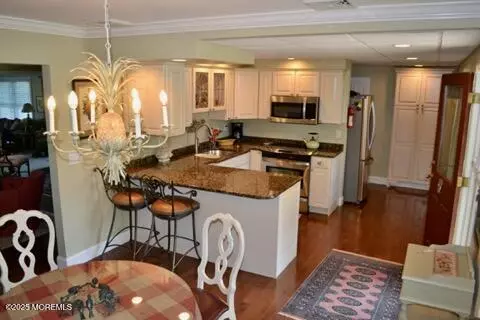 Bay Head, NJ 08742,106 Osborne Avenue