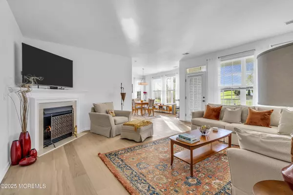 Manalapan, NJ 07726,394 Saint Andrews Place