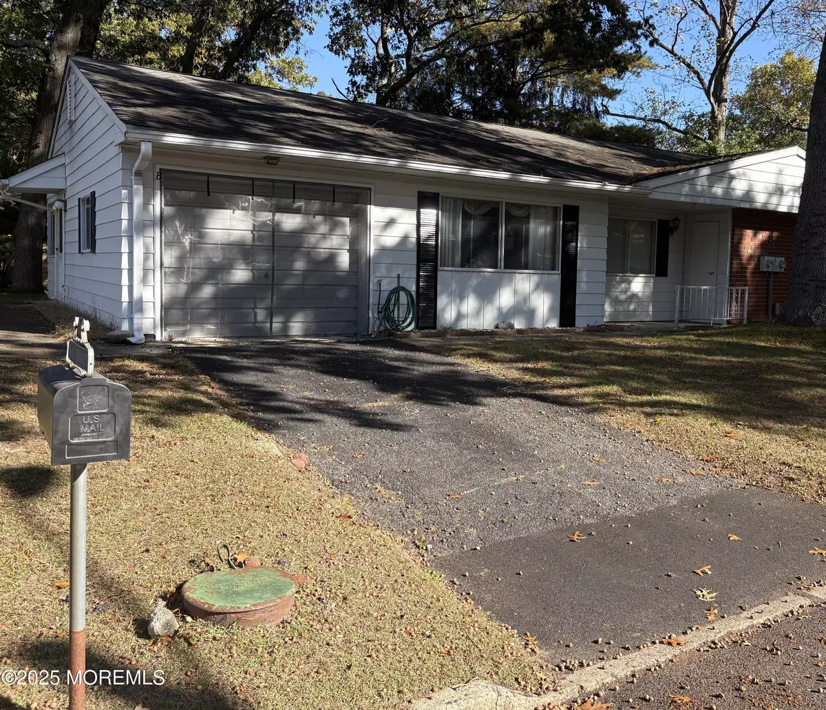 Whiting, NJ 08759,8 Nevada Drive #B