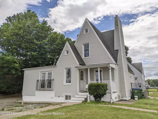 Edison, NJ 08817,120 Plainfield Avenue
