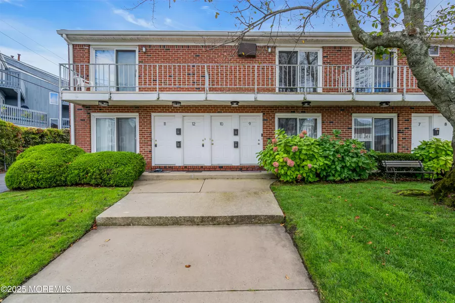 114 3rd Avenue #10, Belmar, NJ 07719