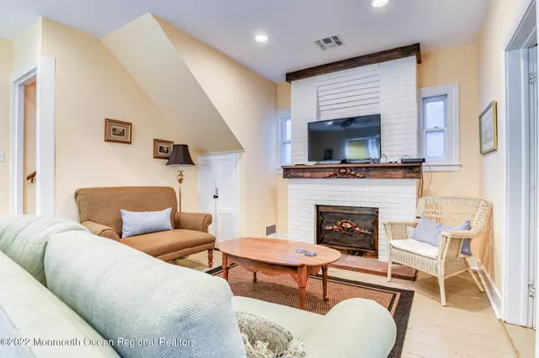 Ocean Grove, NJ 07756,14 New York Avenue #1