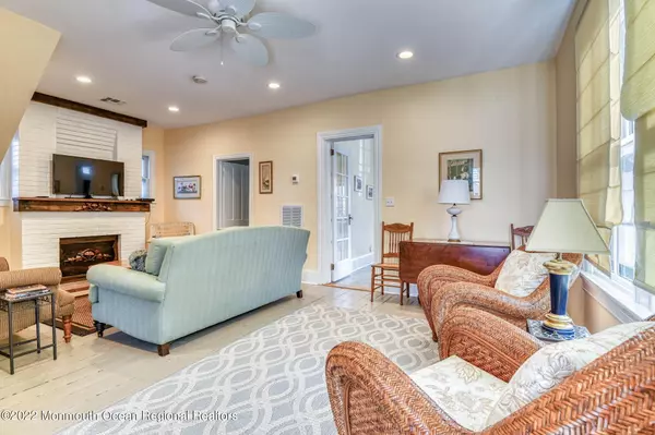 Ocean Grove, NJ 07756,14 New York Avenue #1