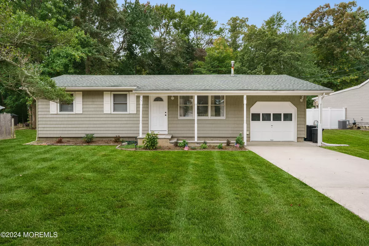 Forked River, NJ 08731,607 Sunrise Boulevard