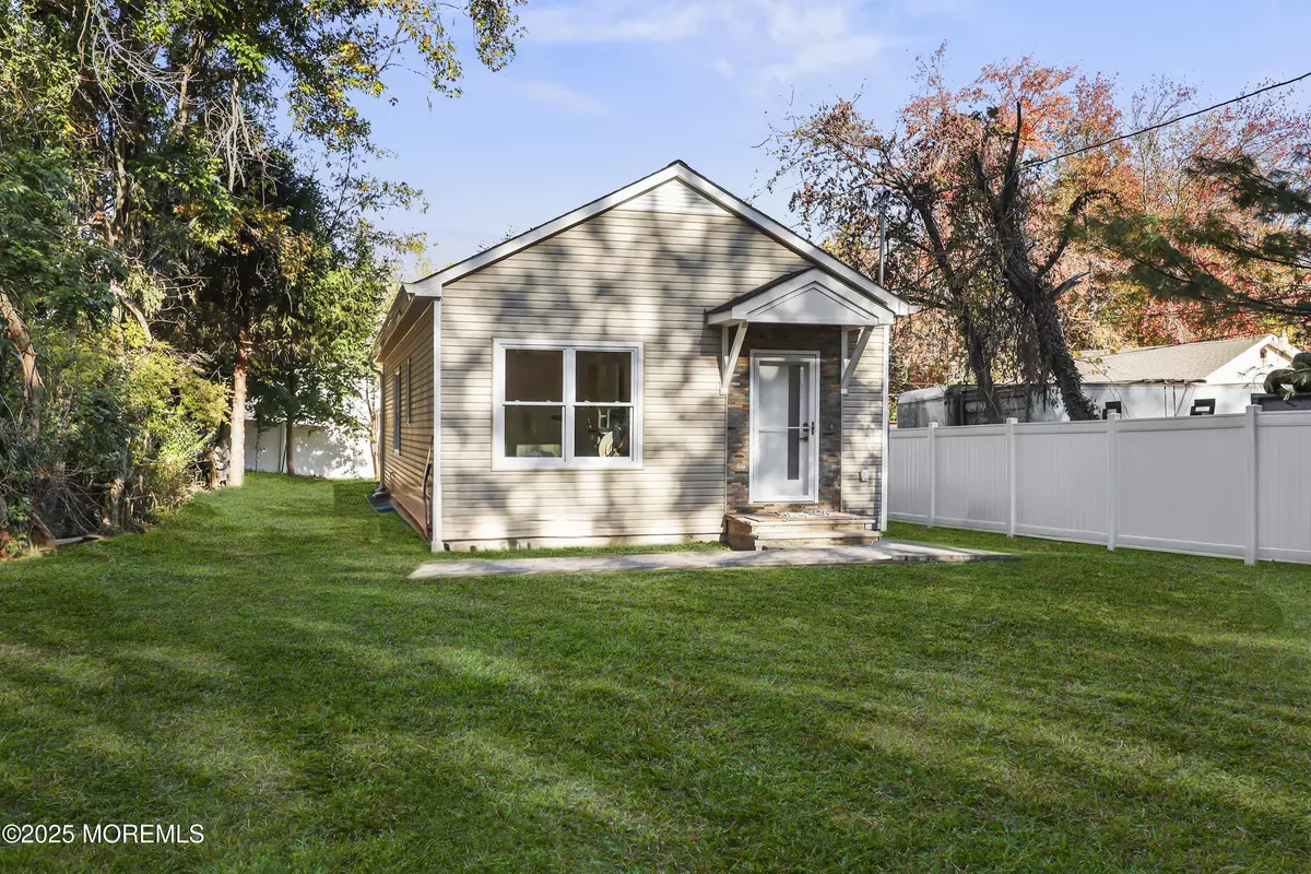 Morganville, NJ 07751,188 Texas Road