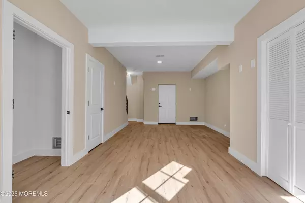 Highlands, NJ 07732,39 Seadrift Avenue