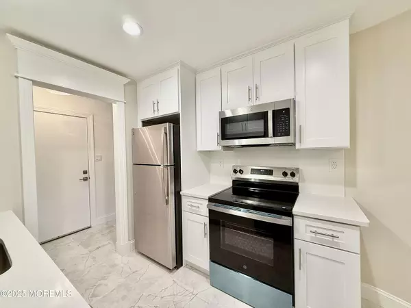 Manalapan, NJ 07726,218 Medford Court #A