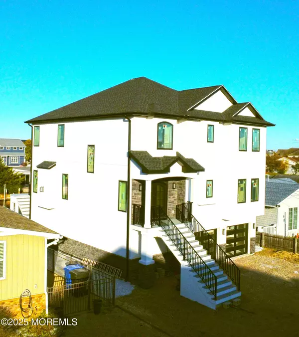 Toms River, NJ 08753,316 Silver Lagoon Drive