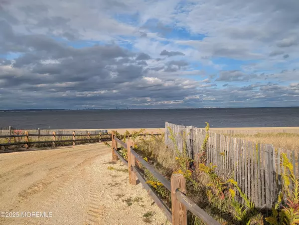 Union Beach, NJ 07735,417 Pine Street