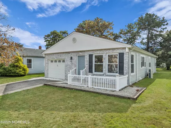Toms River, NJ 08757,94 Troumaka Street