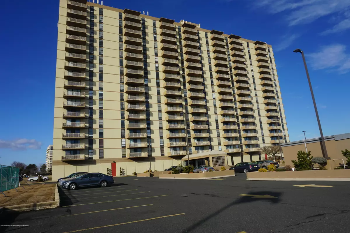 Elberon, NJ 07740,787 Ocean Avenue #314