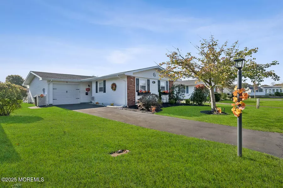 5 Phillips Road, Brick, NJ 08724