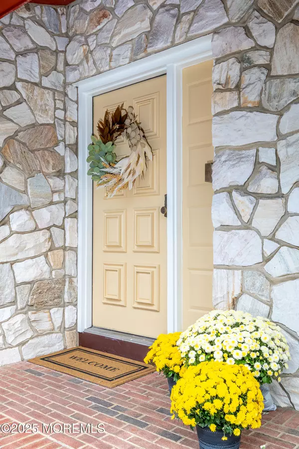 Toms River, NJ 08755,44 Shady Nook Drive