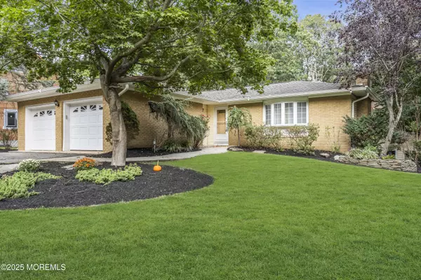 Lakewood, NJ 08701,165 Lenape Trail