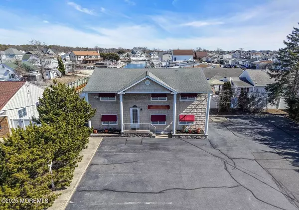 751 Fischer Boulevard, Toms River, NJ 08753