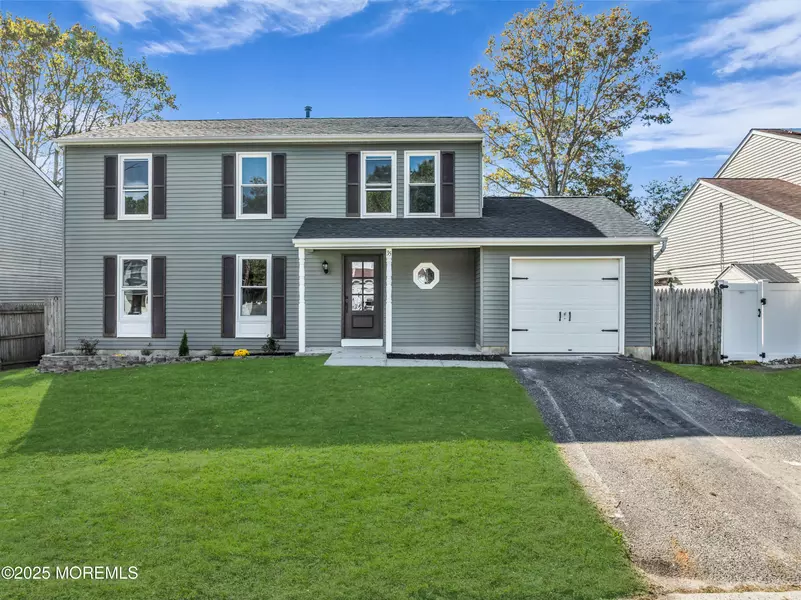 35 Bayside Avenue, Barnegat, NJ 08005
