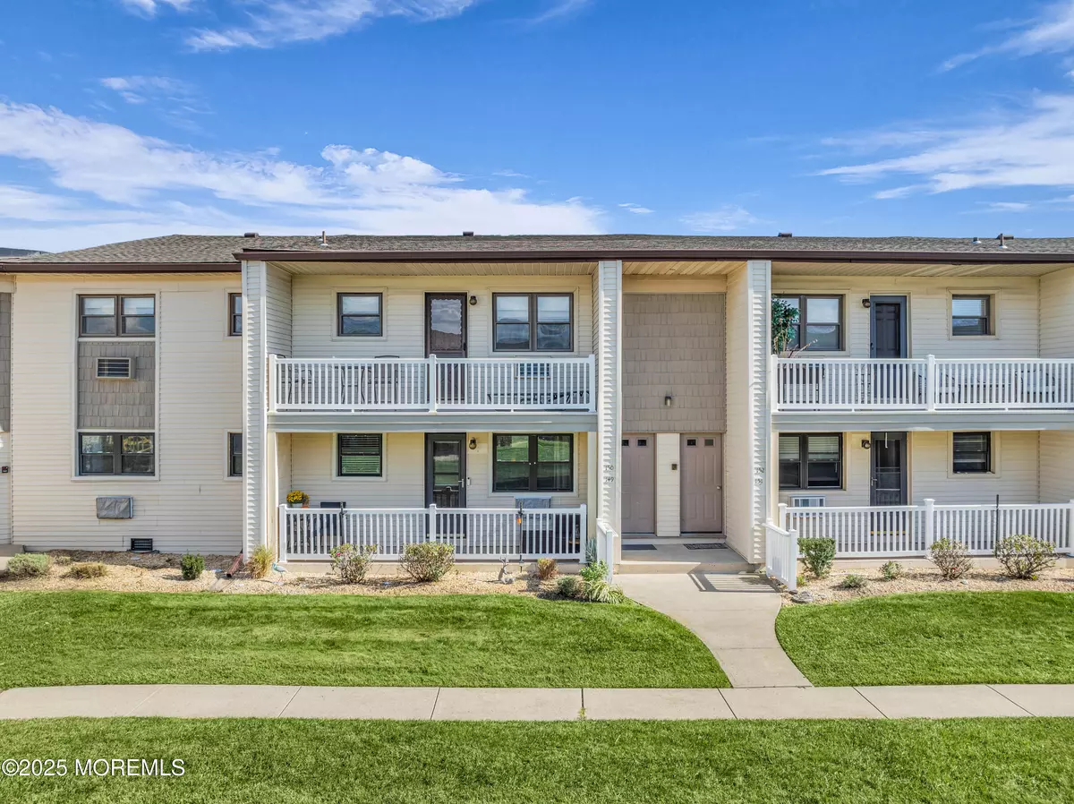 Monmouth Beach, NJ 07750,149 Wharfside Drive #705