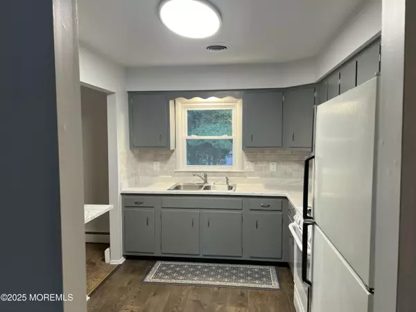 Berkeley, NJ 08721,927 Edgebrook Drive N