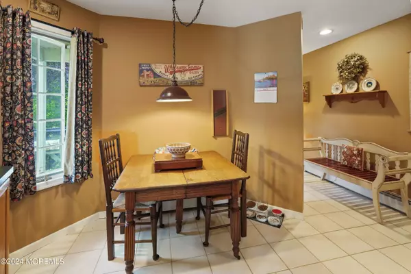 Port Monmouth, NJ 07758,617 Carter Avenue