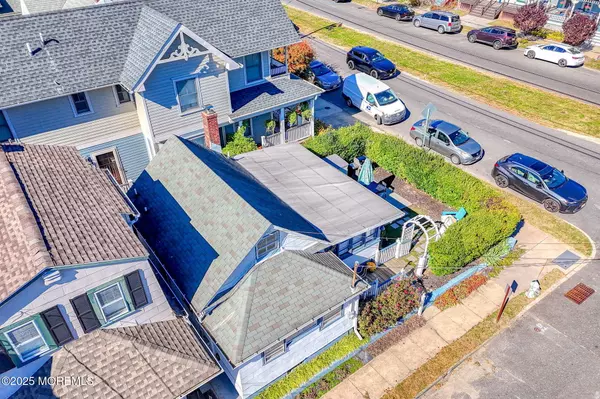 Ocean Grove, NJ 07756,128 Broadway