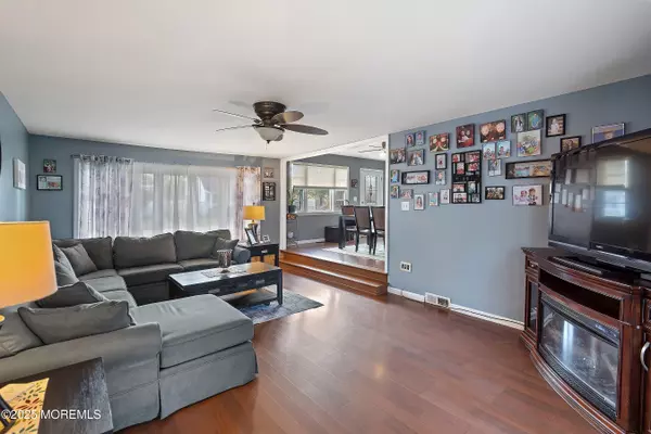 Hazlet, NJ 07734,19 Woody Terrace