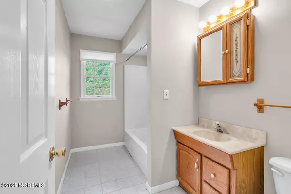 Jackson, NJ 08527,896 Anderson Road