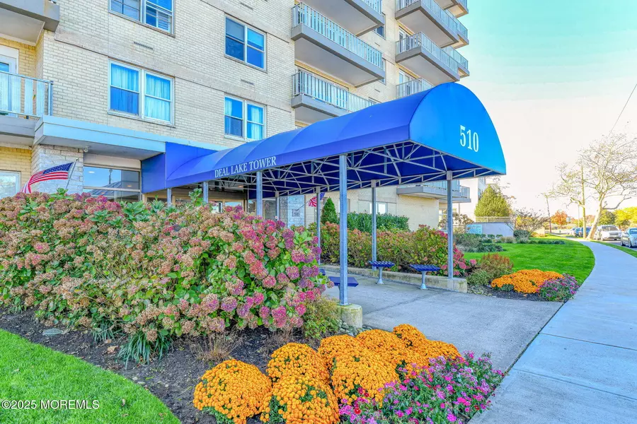 510 Deal Lake Drive #2J, Asbury Park, NJ 07712