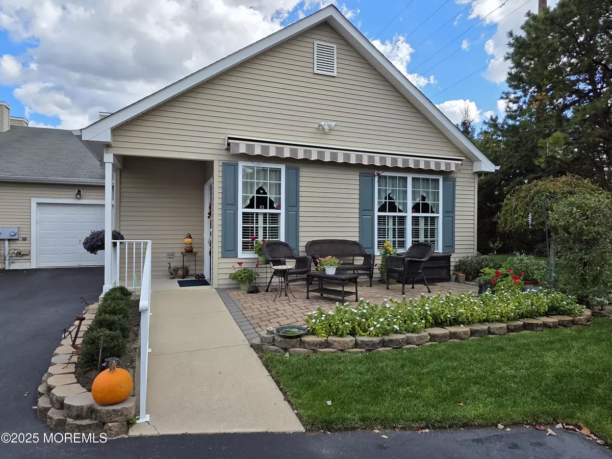 Whiting, NJ 08759,55 Winkle Court