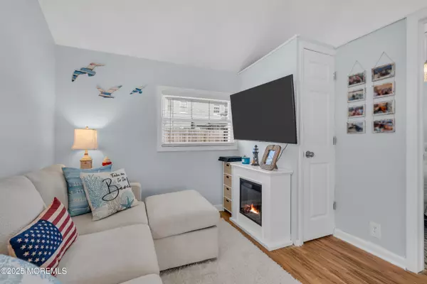 Forked River, NJ 08731,604 Beach Boulevard