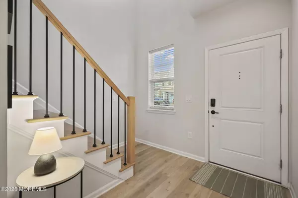 Wall, NJ 07753,16 Chapel Lane