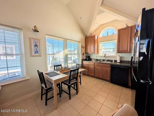 Lavallette, NJ 08735,108 W Sandpiper Way