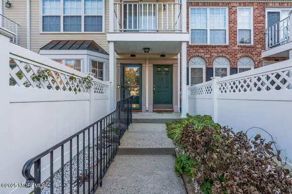 Tinton Falls, NJ 07724,87 Secretariat Court