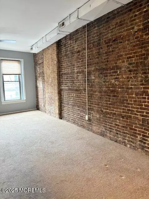 Red Bank, NJ 07701,27 W Front Street #B