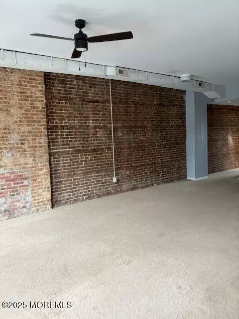 Red Bank, NJ 07701,27 W Front Street #B