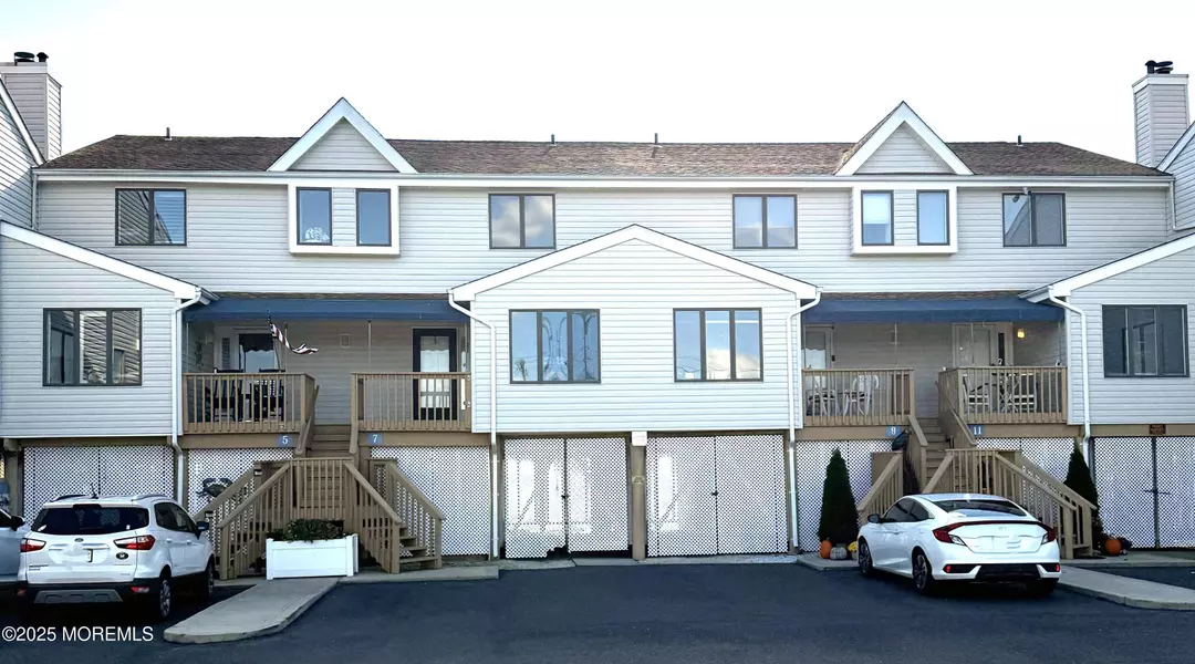 7 W Playhouse Drive #17, Little Egg Harbor, NJ 08087