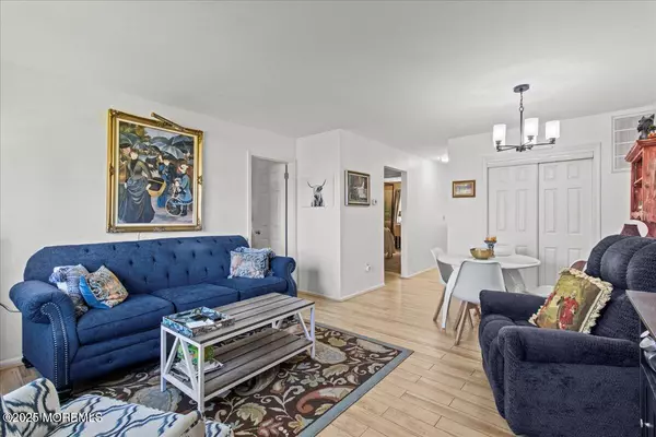 Brick, NJ 08724,23 River Edge Drive