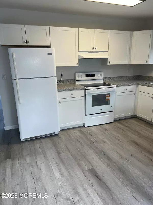 Toms River, NJ 08757,327 Curacao Street