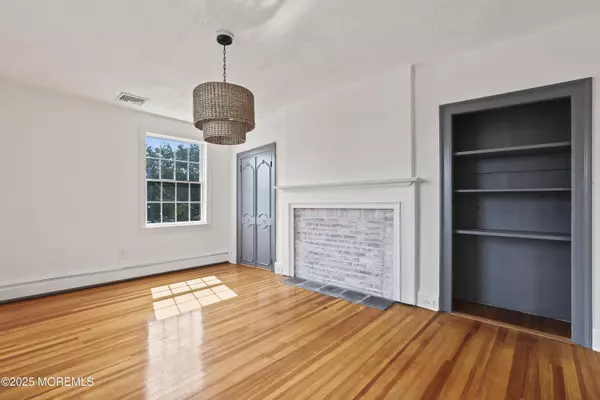 630 Broad Street #G, Shrewsbury Boro, NJ 07702