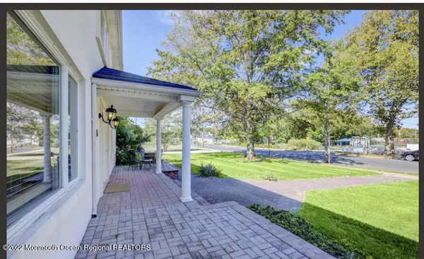 Deal, NJ 07723,112 Roseld Avenue #WINTER